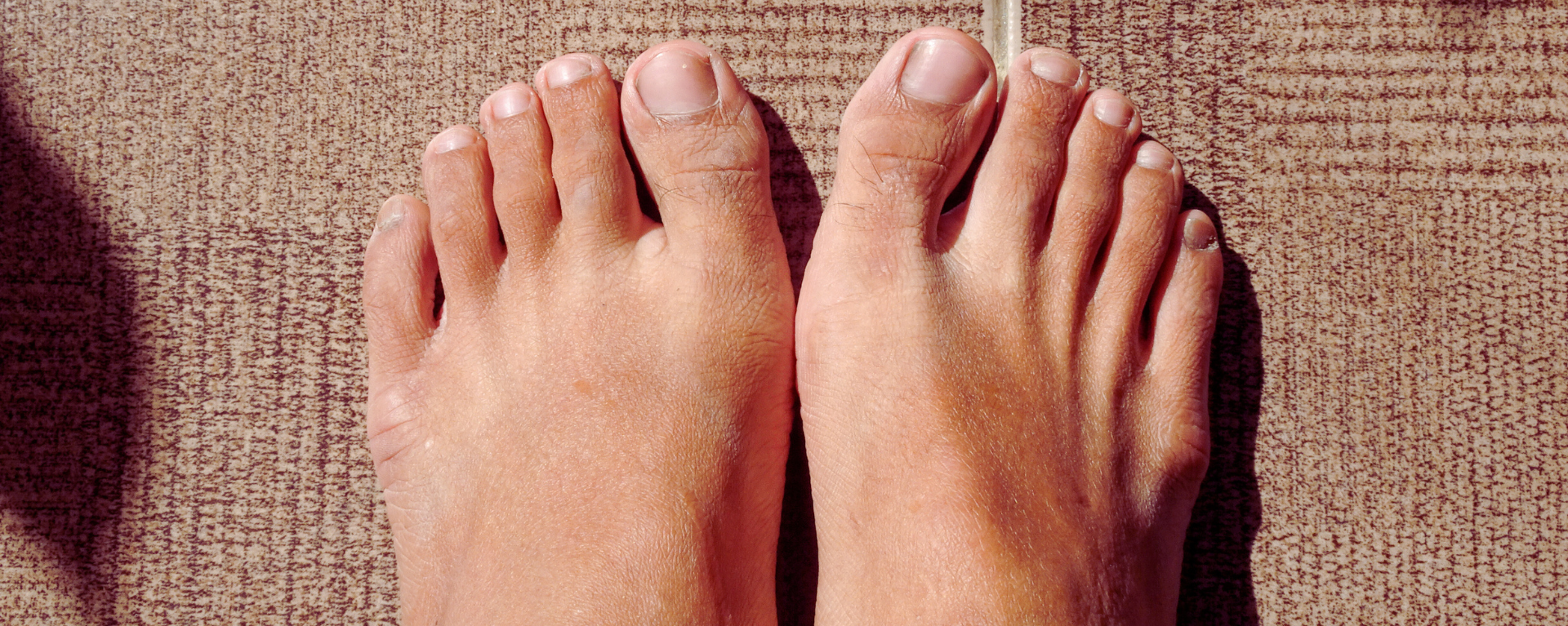 how do i know if i have wide feet