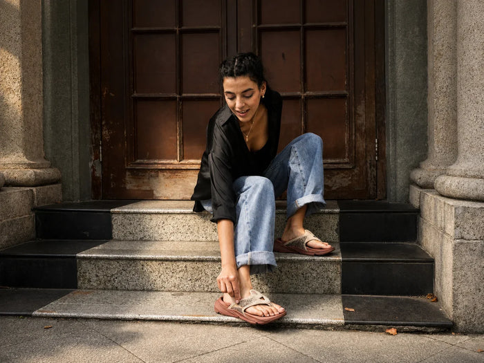 flip flops for wide feet​