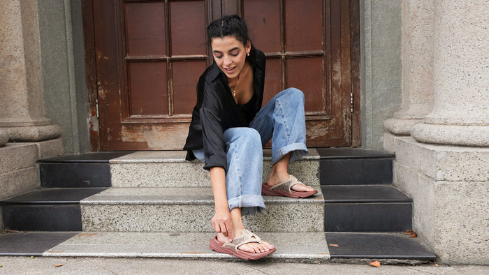 flip flops for wide feet​